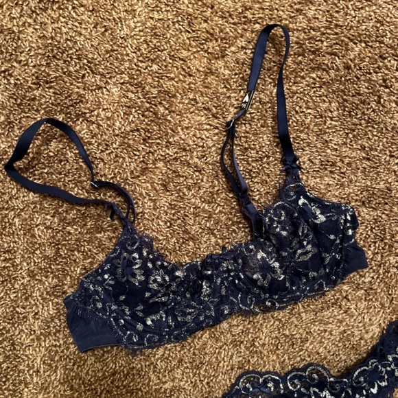 NWT Victoria’s Secret panty and bra matching set VS - Picture 3 of 9